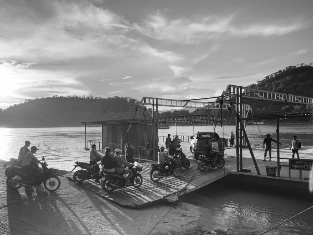 Passage sur le Mékong