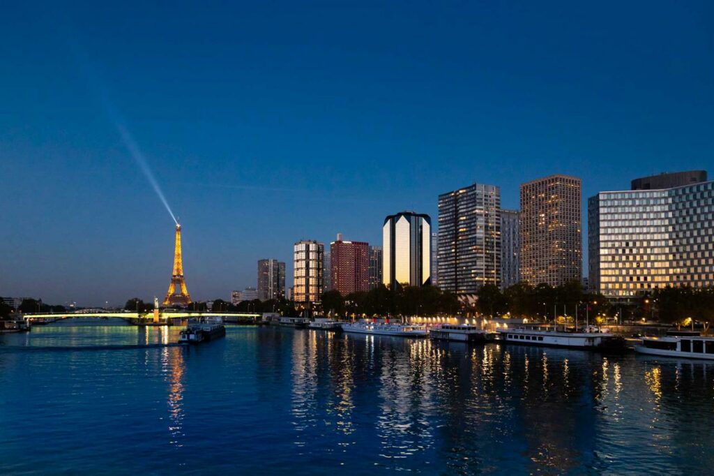 Échos de la Nuit sur la Seine